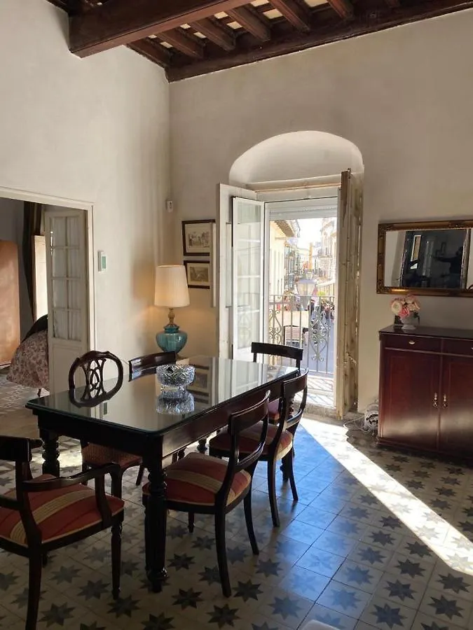 Gran Casa Senorial De 300M En Centro Historico Apartment El Puerto de Santa Maria Spain